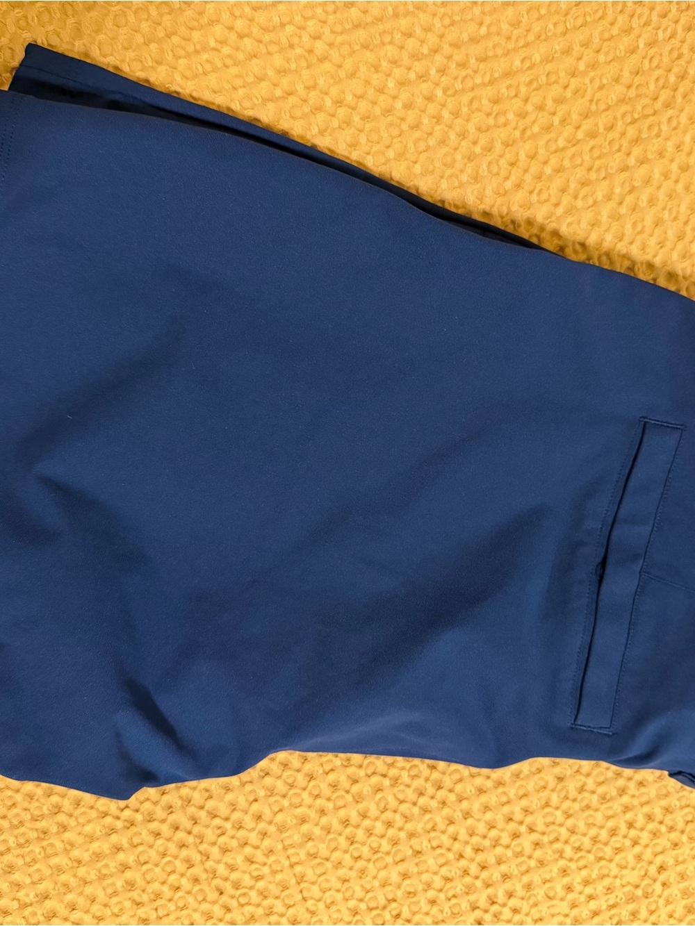 lululemon athletica Men’s ABC Hybrid Golf Shorts - Black - Picture 6 of 6